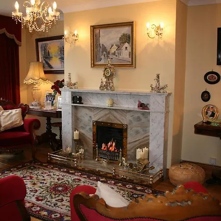 Bed and Breakfast Periwinkle Γκάλγουεϊ
